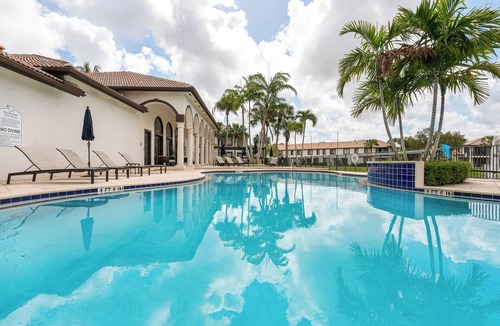 Delray Beach House | Delray Townhome | Heated Pool, Gym, 10 Min to Beach