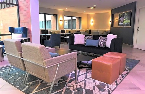 Mount Pleasant Hotel | Delta Hotel by Marriott Racine