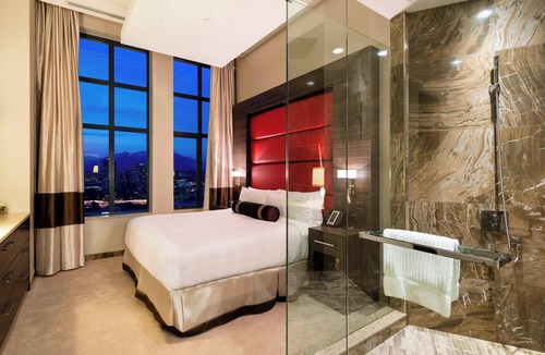 Burnaby Hotel | Delta Hotels by Marriott Burnaby Conference Centre
