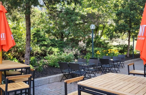 Quartier des Spectacles Hotel | Delta Hotels by Marriott Montreal