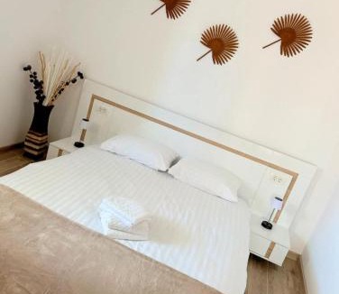 Mahmudia House | Deltaville