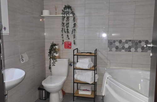 Chiajna Apartment | DeLux Apartment -Militari Residence Rosu Chiajna
