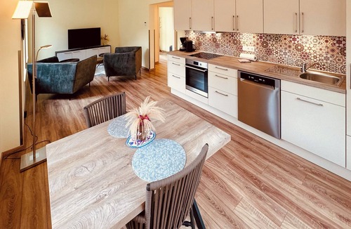 Ellenz Apartment | Deluxe apartment - 1-8 persons - 4 bedrooms