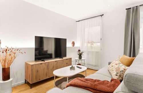 Dingolfing Apartment | Deluxe Apartment Dingolfing - Design & Space
