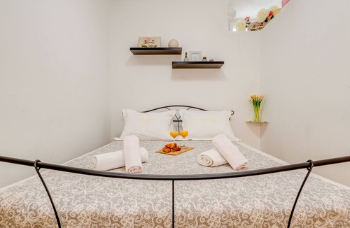 Bacvice Apartment | Deluxe apartment in 1900 year old Dioklecian Palace