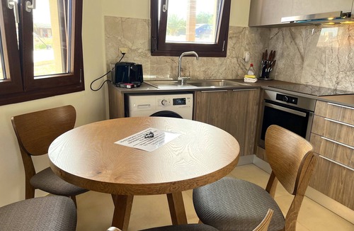 Vigla Apartment | Deluxe apartment on the beach
