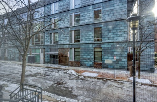 Central Square Apartment | Deluxe Central Square 1BR w/Fitness, walk to Shopping, by Blueground