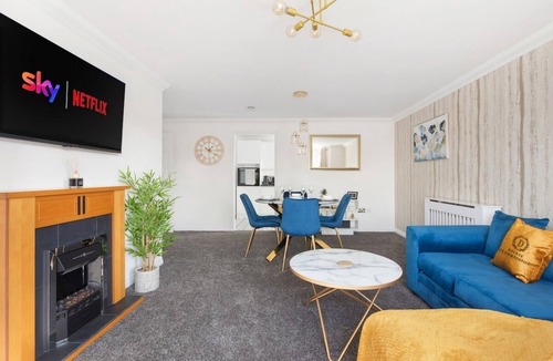 Windsor Apartment | Deluxe Central Windsor Apartment w/Free Parking