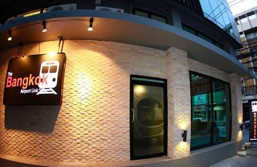 Makkasan House | Deluxe City Stay | Near Airport Link & Transport