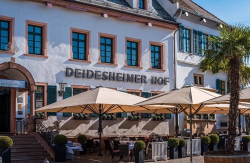 Deidesheim House | Deluxe Double Room - Hotel Deidesheimer Hof