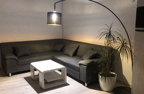 Schwarza Apartment | Deluxe Double Studio with kitchen line, bathroom, Shower, Toilet & king bed