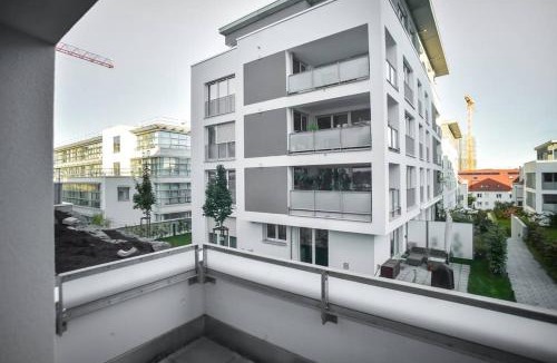 Heilbronner Straße Apartment | Deluxe Ferienwohnung Apartment Stuttgart Centre/Milaneo