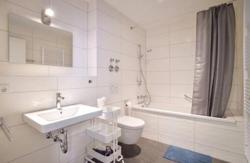 Heilbronner Straße Apartment | Deluxe Ferienwohnung Apartment Stuttgart Centre/Milaneo