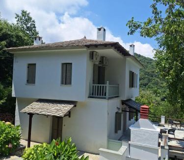 Tsagarada Villa | Deluxe house in Tsangarada