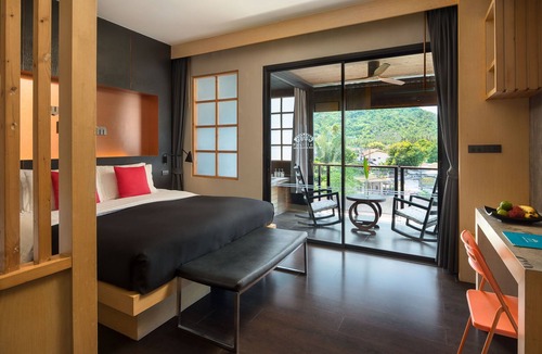 Lamai City Center Resort | DELUXE JACUZZI SUITE 8