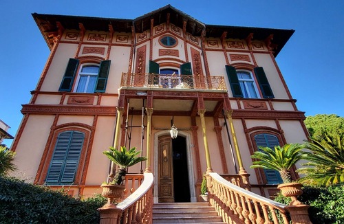 Chiavari Apartment | Deluxe King Room “CILE” with Wi-Fi and Air Conditioning
