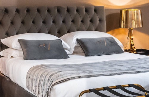Chiavari House | Deluxe King Room "Mr. Canepa" with Wi-Fi and Air Conditioning
