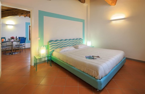 Vinci House | Deluxe King Suite