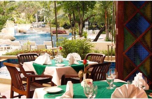 Patong Hotel | Deluxe Partial SEA-VIEW Room #02