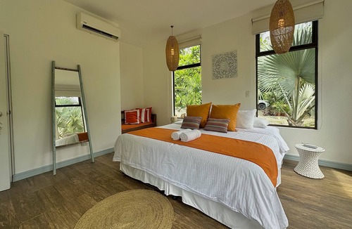 Chiguata Bed & Breakfast | Deluxe Room in Punta Uva with AC Selvatica