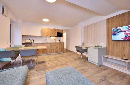 Percha Condo | Deluxe Single with Kitchenette