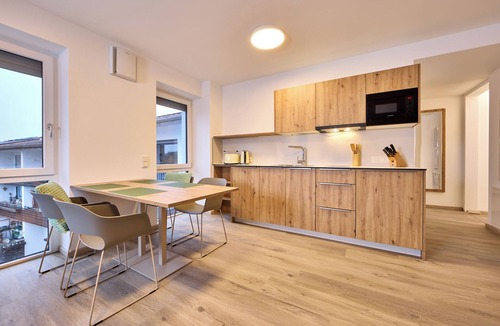 Percha Condo | Deluxe Single with Kitchenette