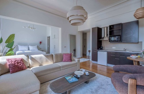 Upper Town Apartment | Deluxe Studio Mas C-22