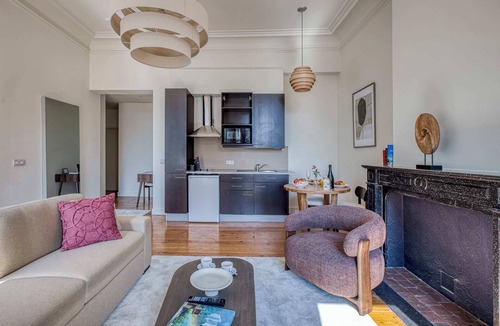 Upper Town Apartment | Deluxe Studio Mas C-22