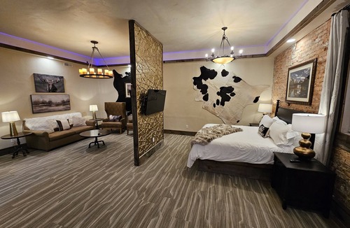 Miles City Hotel | Deluxe Studio Suite in Downtown Miles City MT