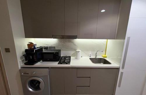 Jadaf Apartment | Deluxe studio water front