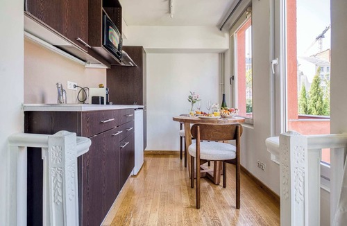 Upper Town Apartment | Deluxe Studio with Garden View Mas C-11