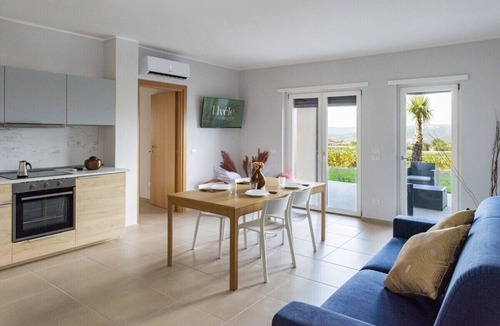 Casal Velino House | Deluxe villa in Cilento, garden, family pool, padel and pickleball