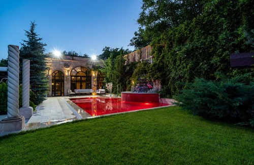 Nar Hotel | Deluxe Villa with pool