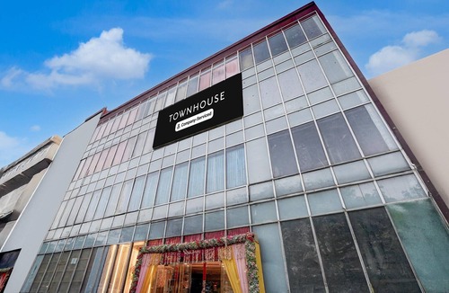 Delhi House | DeluxeRoyal Stay