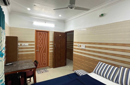 Covelong Beach House | Deluxesealara Villa