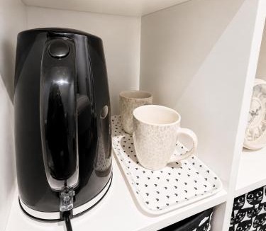 Dunstable House | Delwin Place