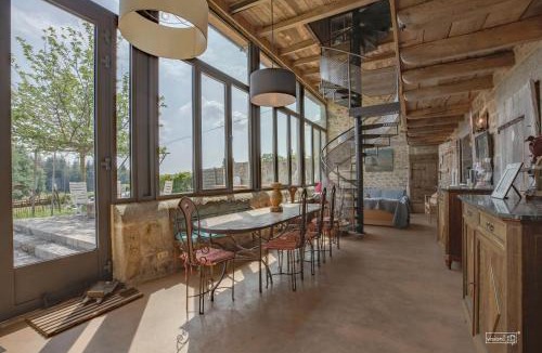 Glenat House | Demeure atypique - ancienne loge