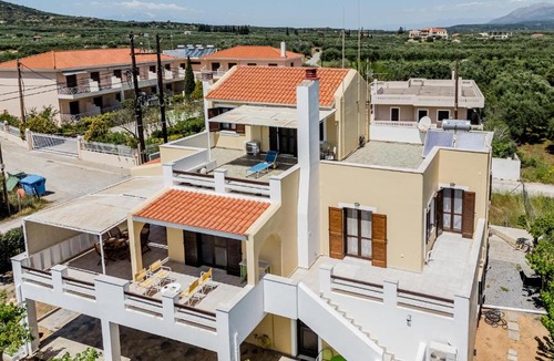 Plitra Apartment | Demie's Maisonette in Plytra with SeaView