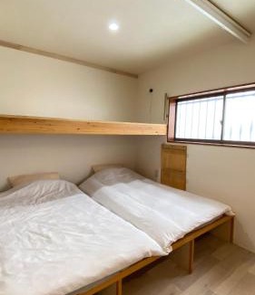 Takanawa Apartment | Den 7