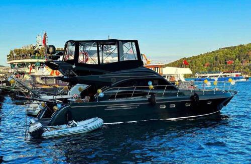 Uskudar Boat Rental | Den Den İstanbul
