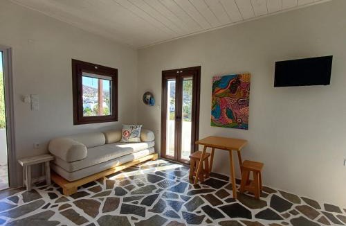 Galissas Apartment | Dendrinos studio
