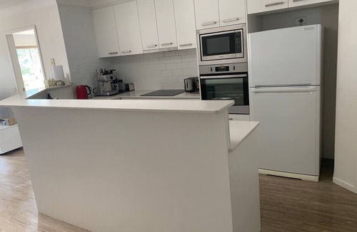Denhams Beach Apartment | Denhams Beachfront