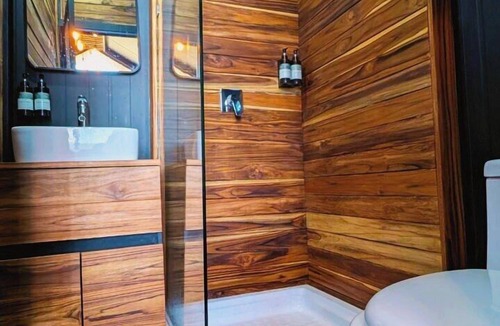 Jilotepec de Abasolo Cabin | DenHills