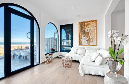 Les Deveses House | Denia Beach Lodge