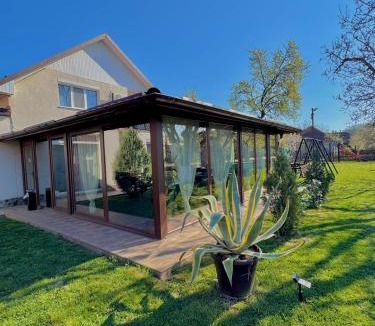 Tasnad House | Denisa & Rares