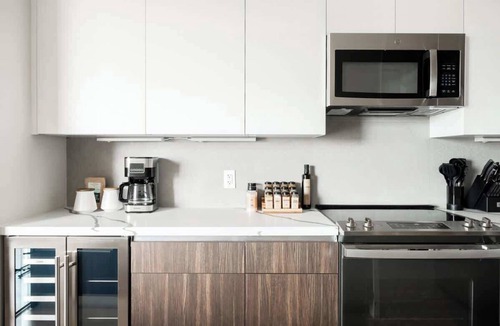 Jefferson Park Condo | Denver Skyline Views | Walk to Empower Field