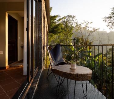Darjeeling House | Deoja Forest Stay