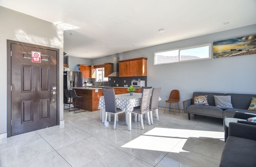 Ensenada Condo | DEPARTAMENTO CERCA DE COSTCO Y MACROPLAZA PARA 6