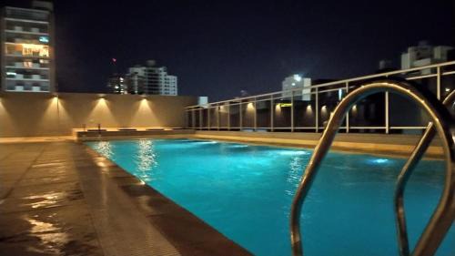 Santa Fe Apartment | Departamento de Categoría, balcón, piscina, TV 58', COCHERA INCLUIDA