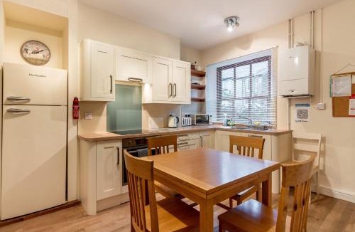 Ambleside House | Derby Cottage